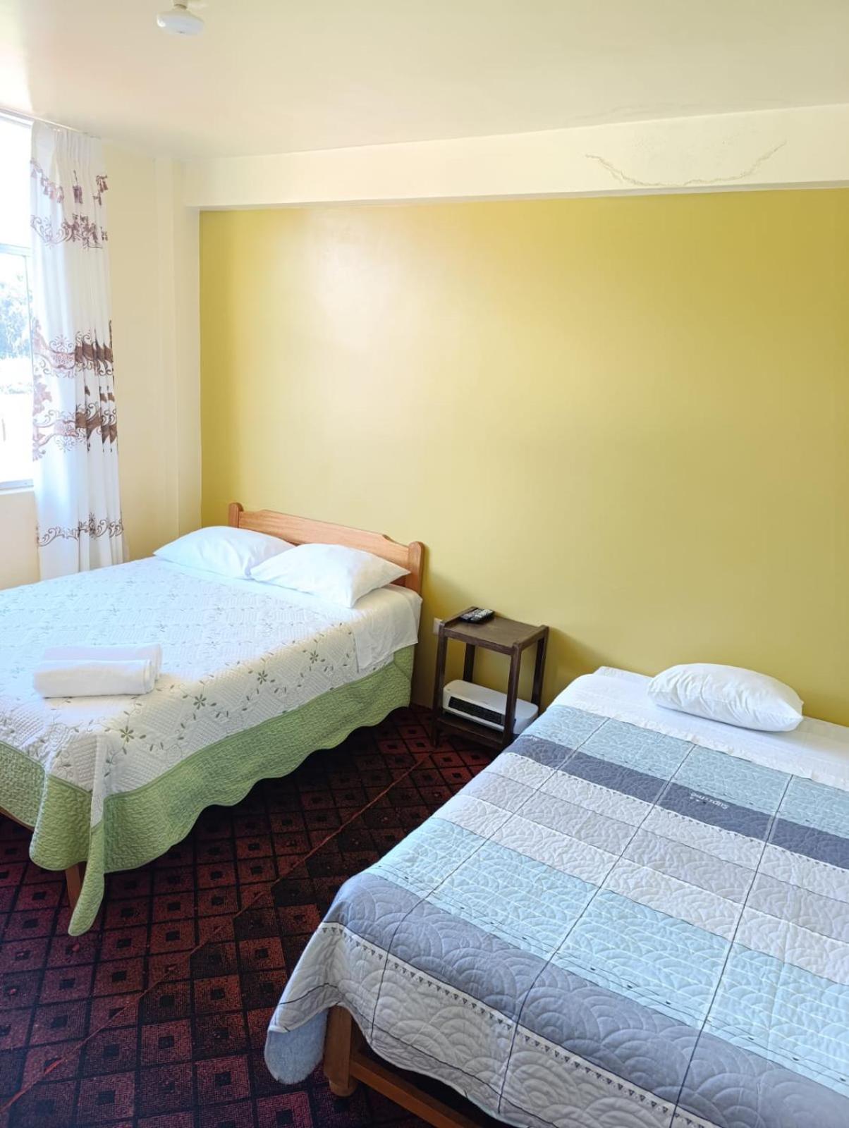 Hotel Summita Yunguyo Exterior photo